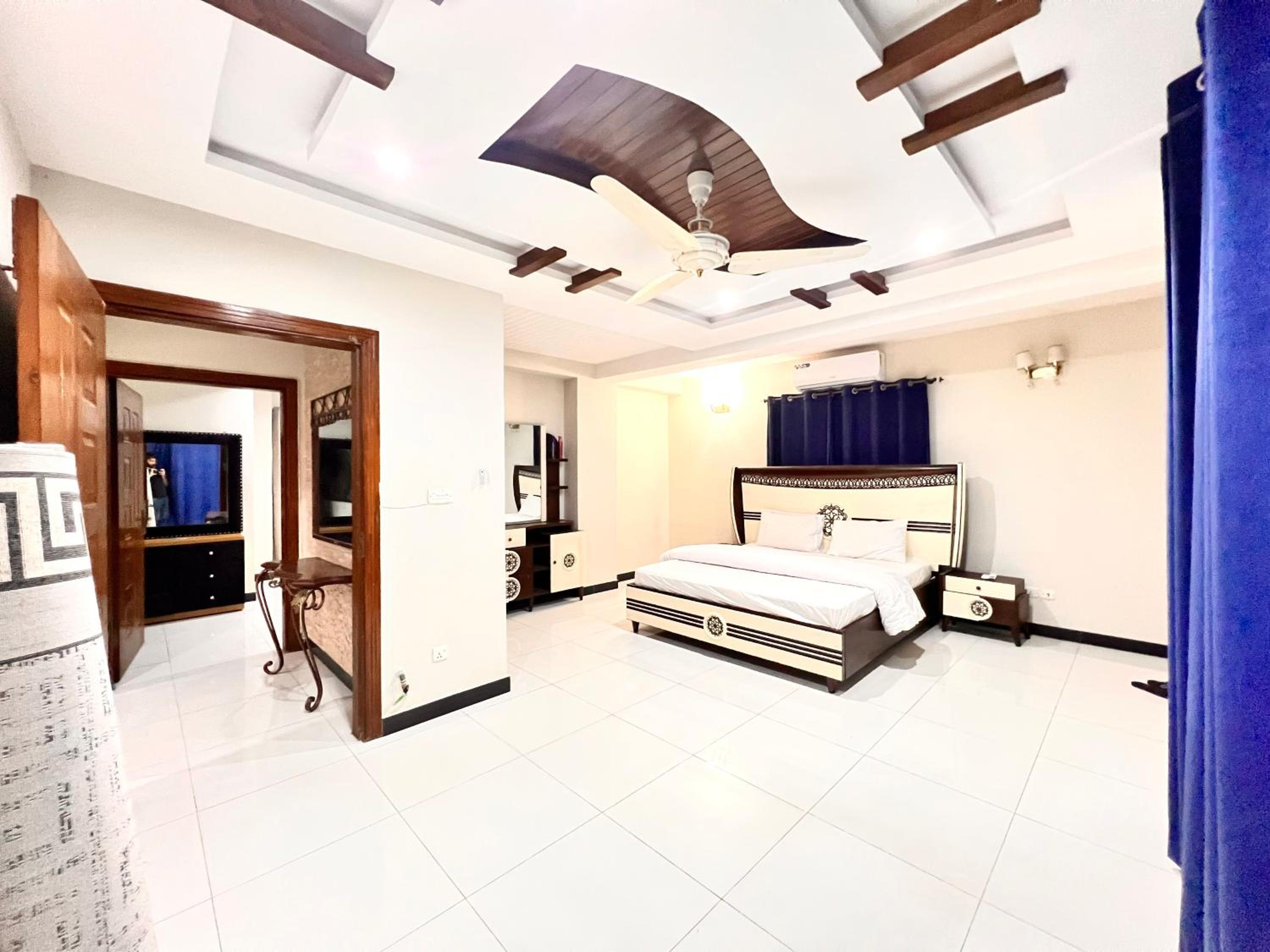 LUXURY APARTMENT HOTEL Islamabad view 3