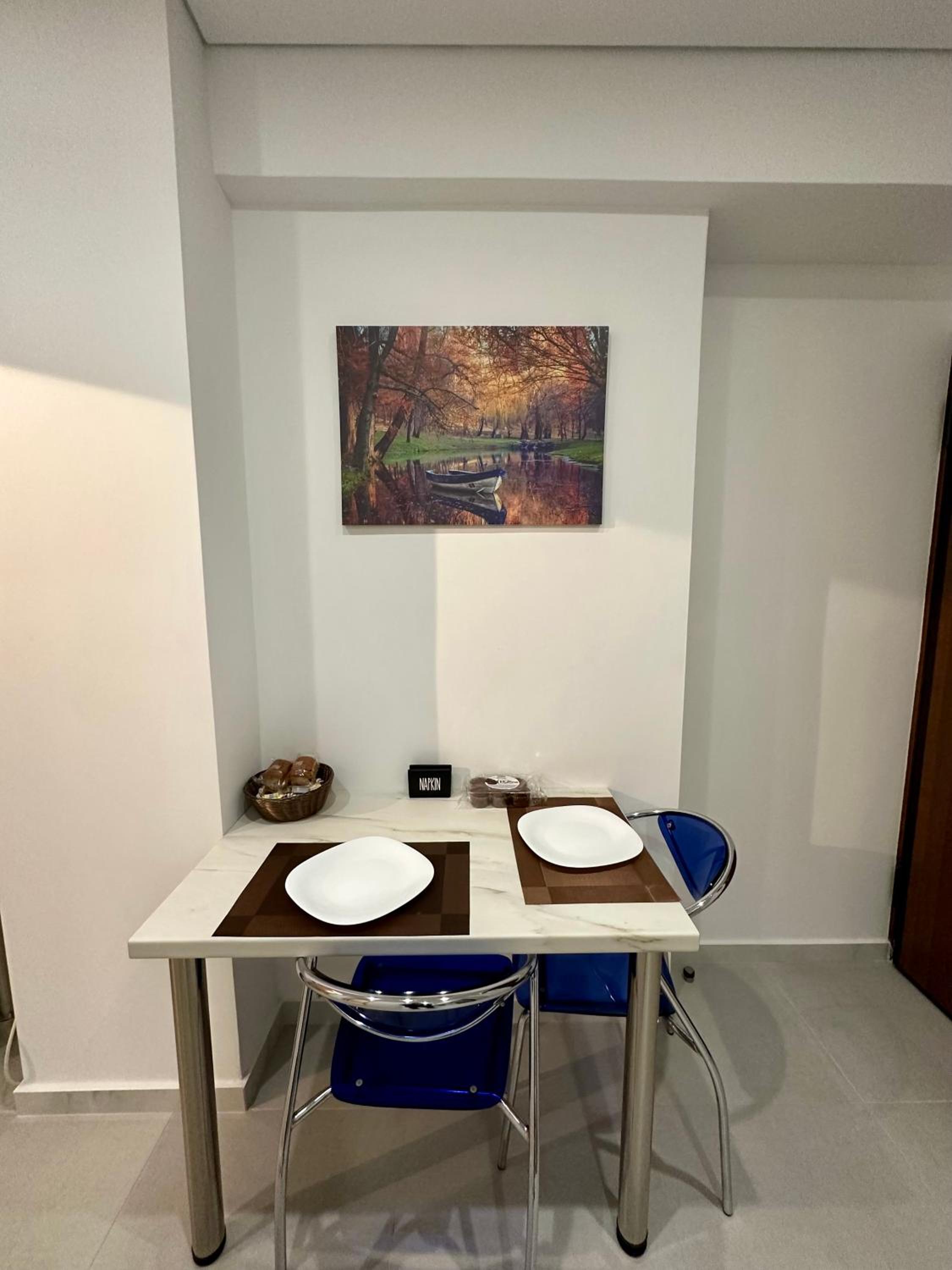 Fully Renovated Apartment In The Heart Of Athens