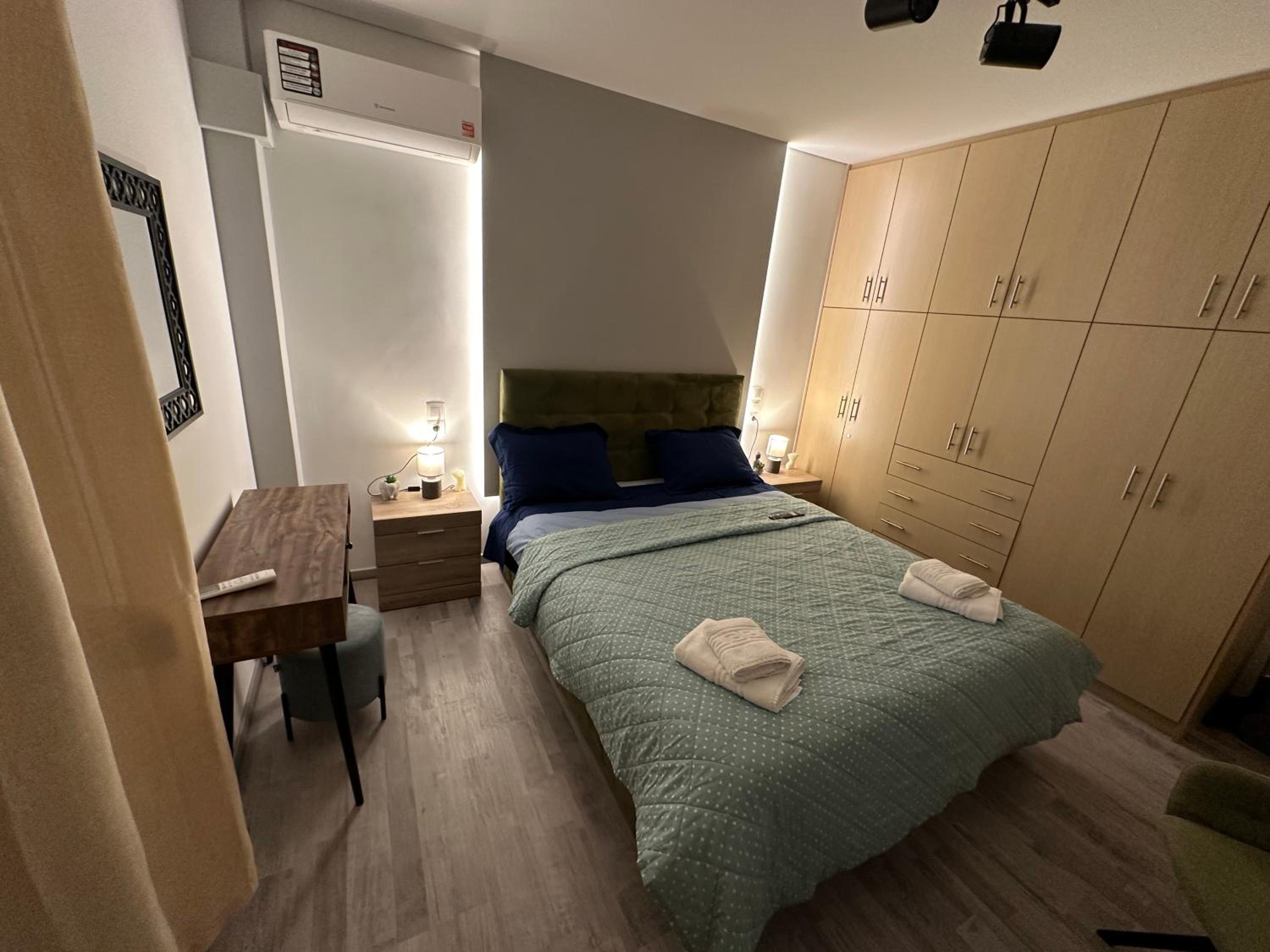 Fully Renovated Apartment In The Heart Of Athens