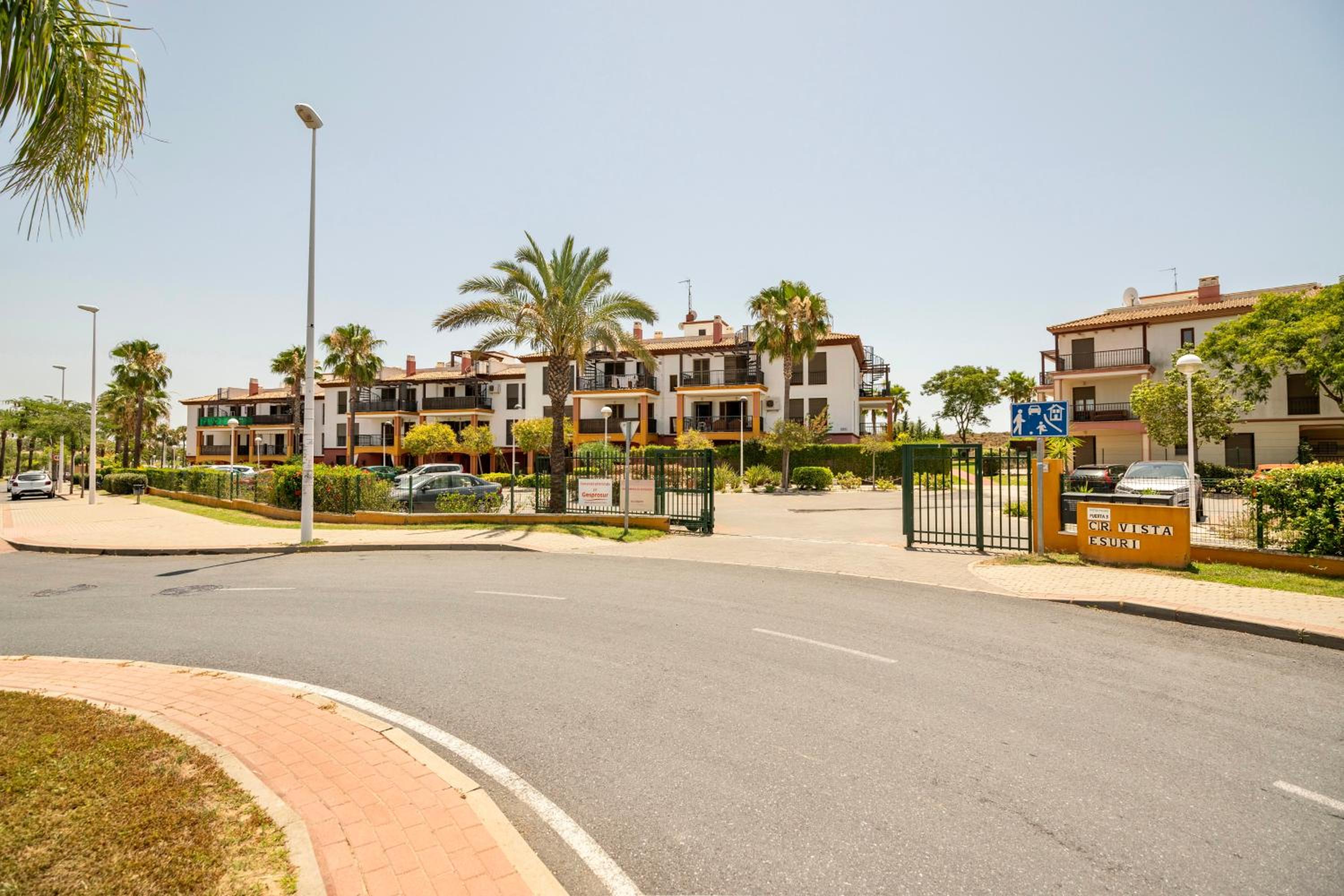 Wonderluxury Esuri GOLF
