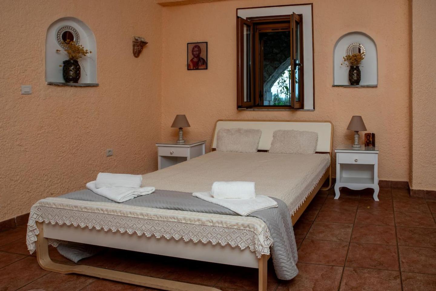 Laconian Collection Villa Voukamvilia