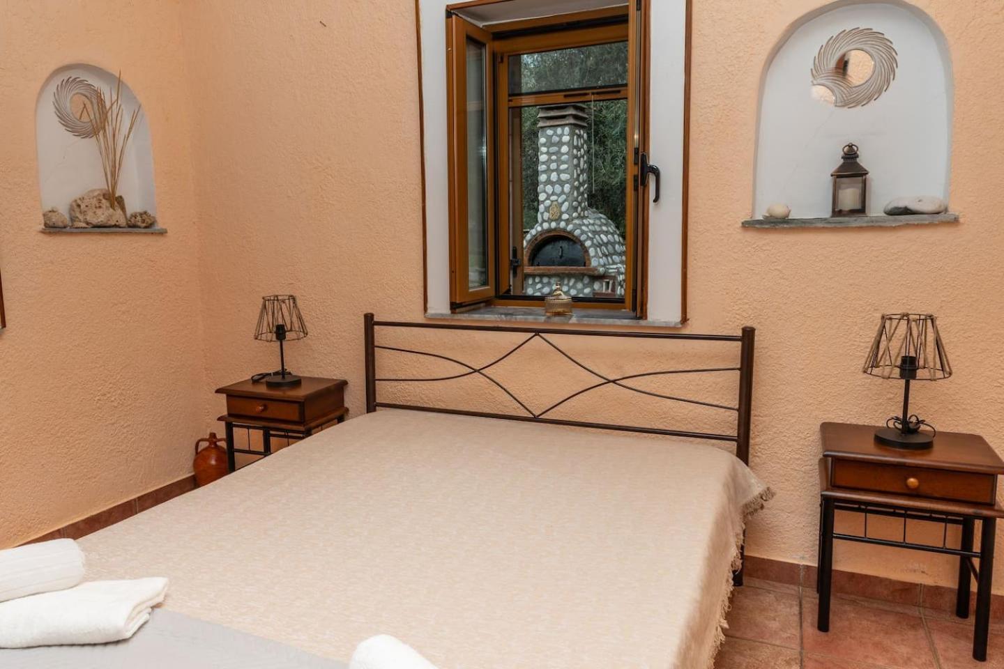 Laconian Collection Villa Voukamvilia
