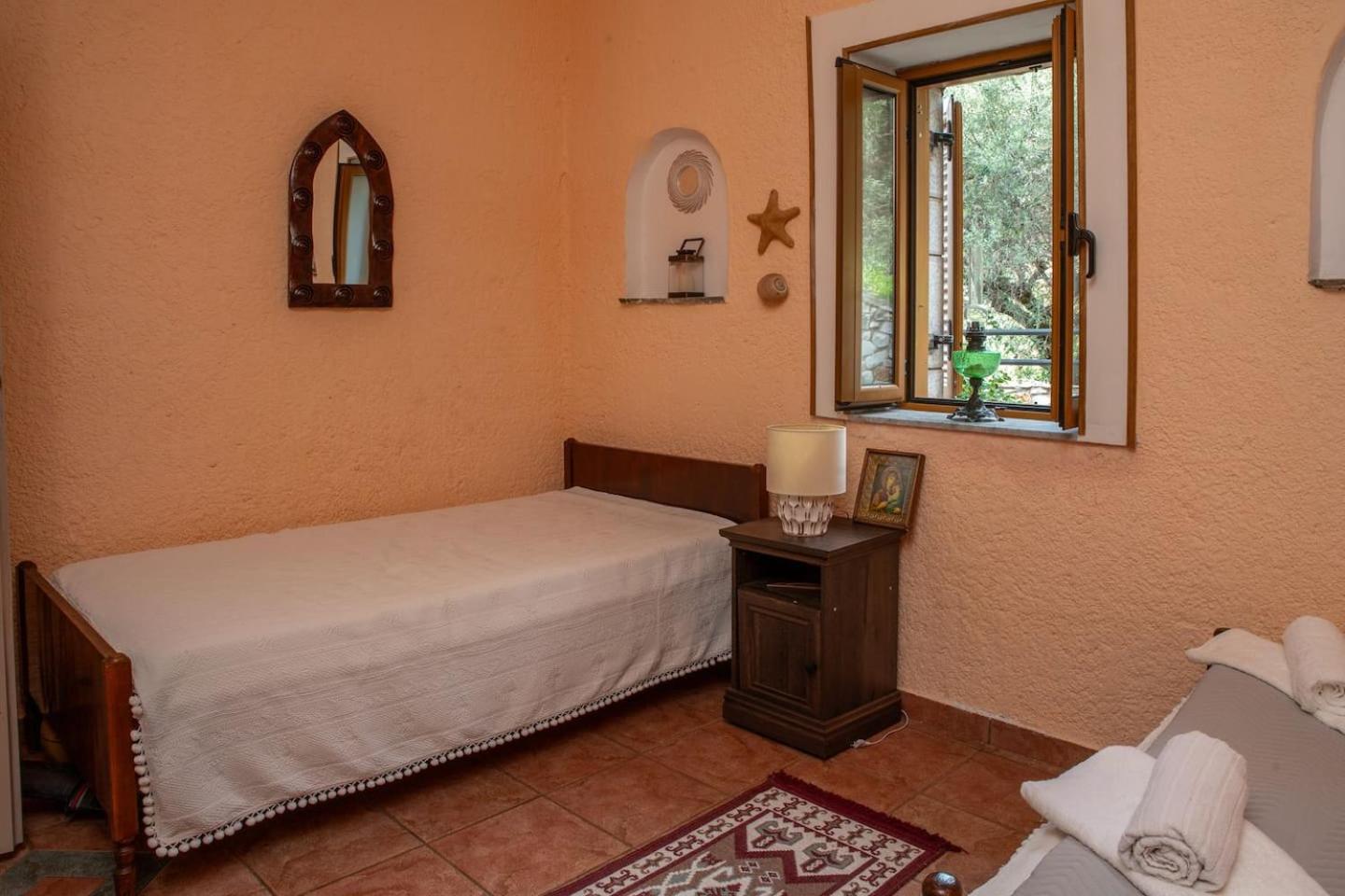 Laconian Collection Villa Voukamvilia