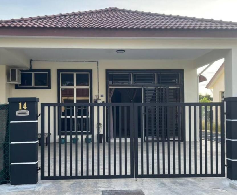 Dedaun Homestay Perlis photo 1