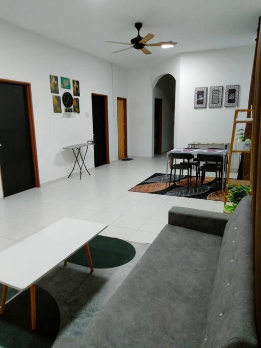Dedaun Homestay Perlis photo 2