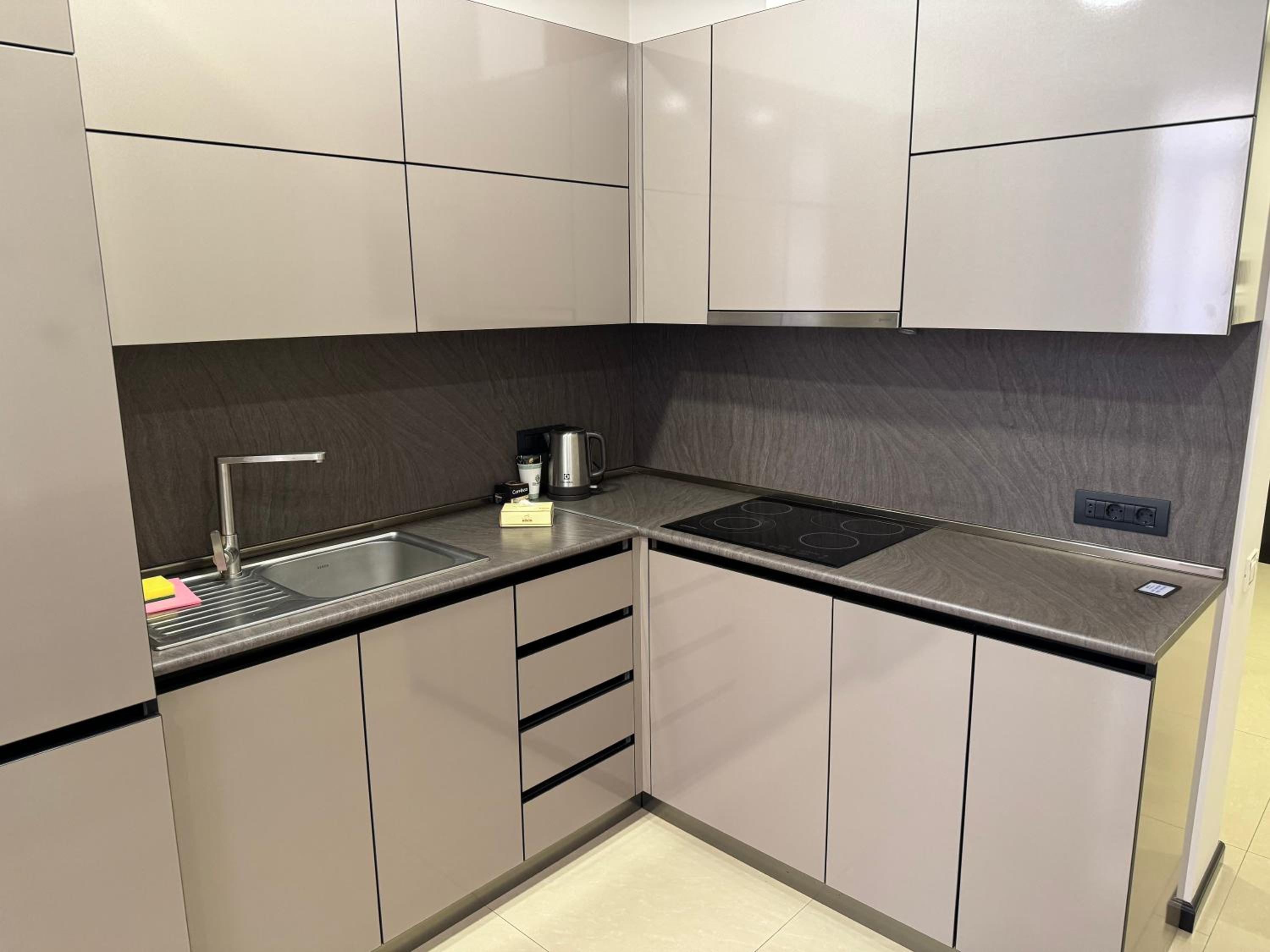 Avenue Residence