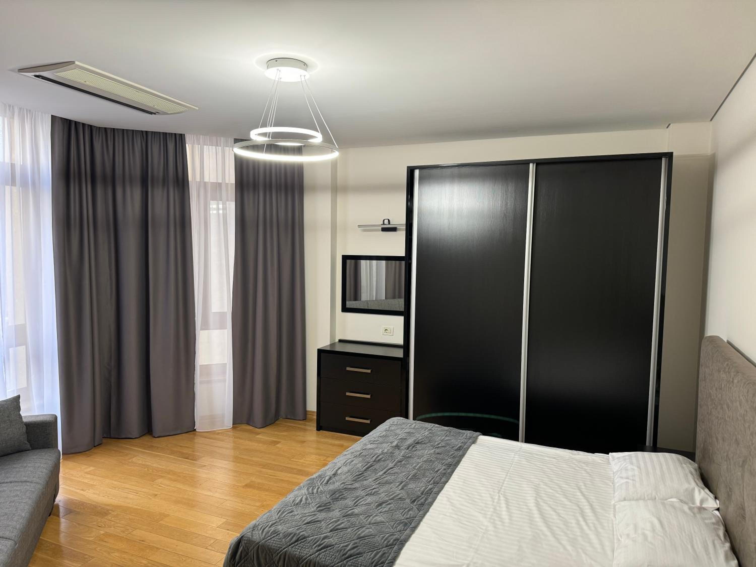 Avenue Residence