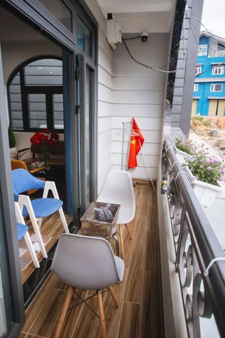 căn hộ 2 phòng ngủ, 1 phòng khách đầy đủ tiện ích view 3