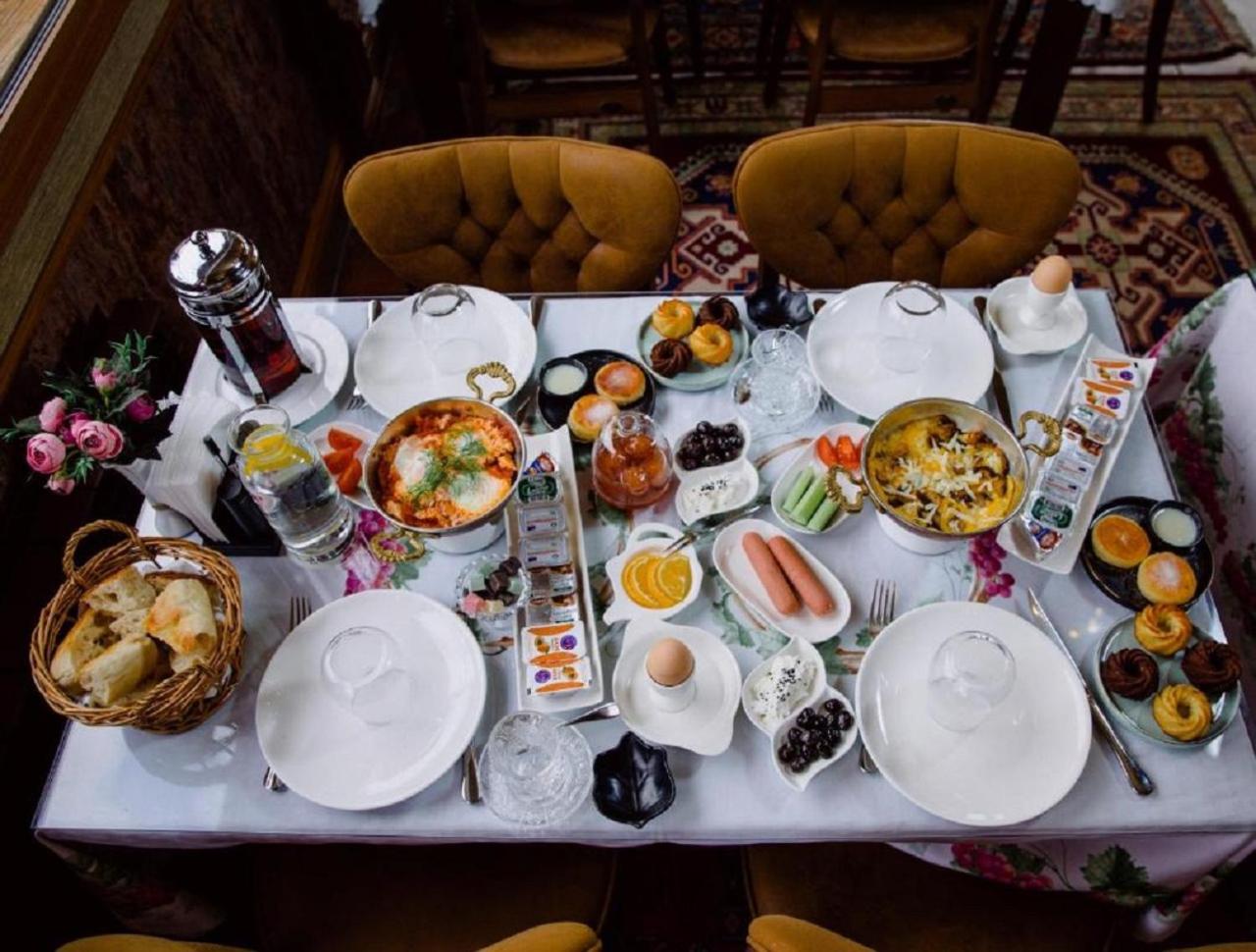 Royal Antique Boutique Hotel