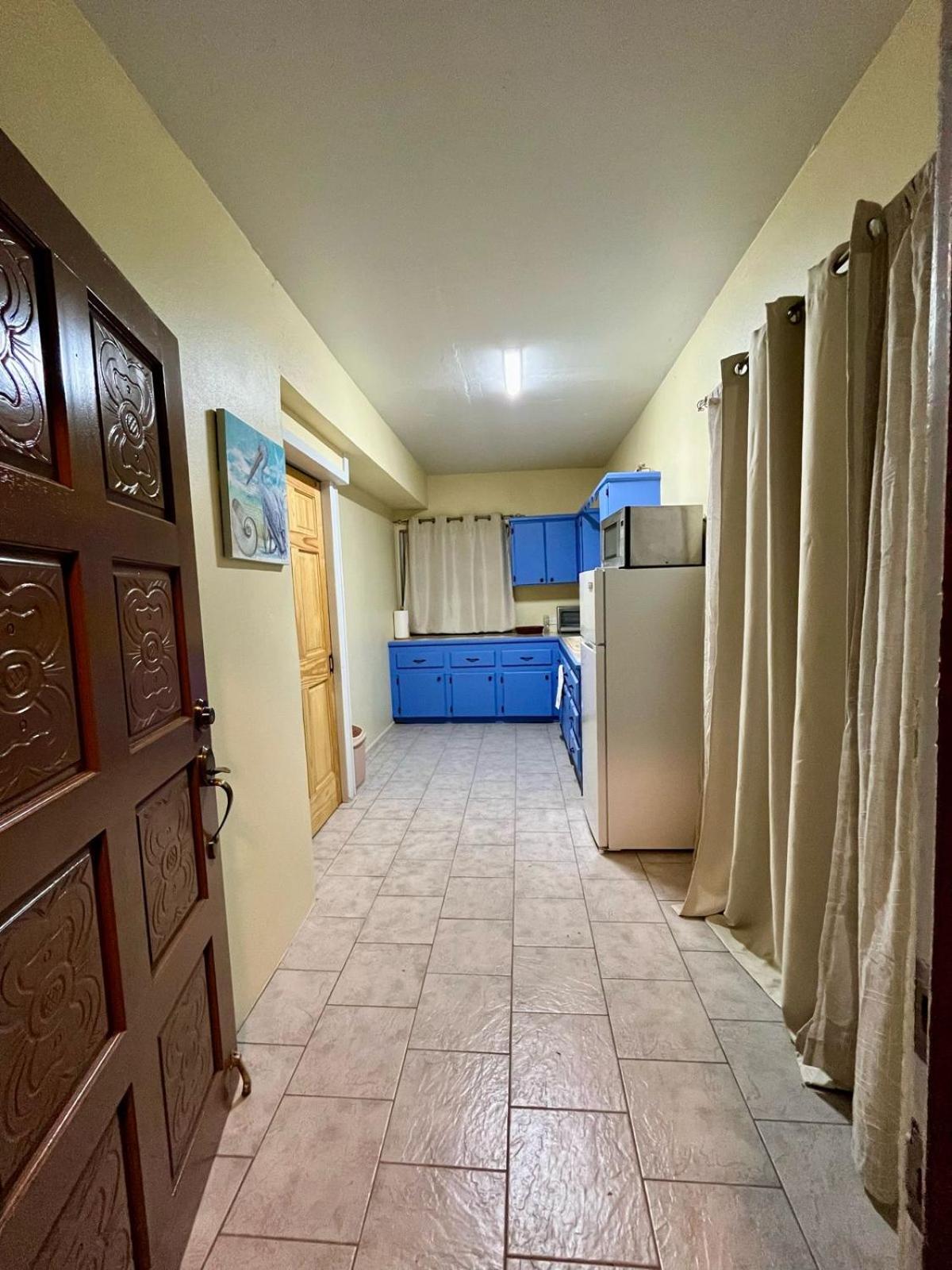 Sea-Renity Hideaway (Studio Apt)