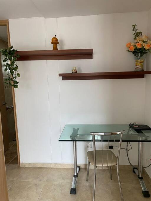 Apartamento moderno - vista/piscina