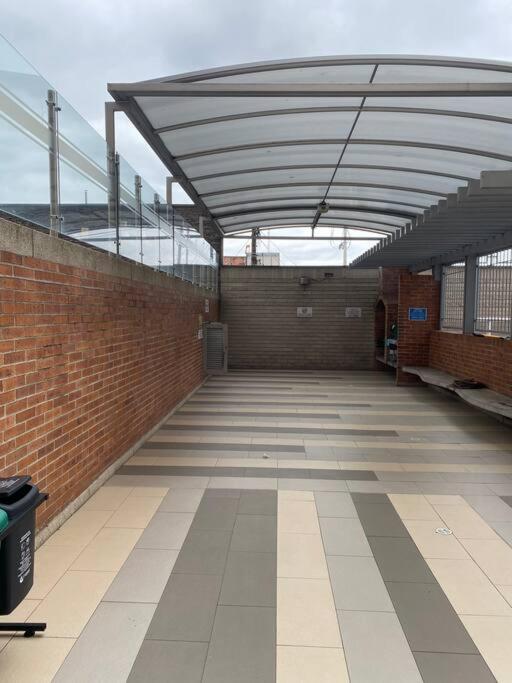 Apartamento moderno - vista/piscina