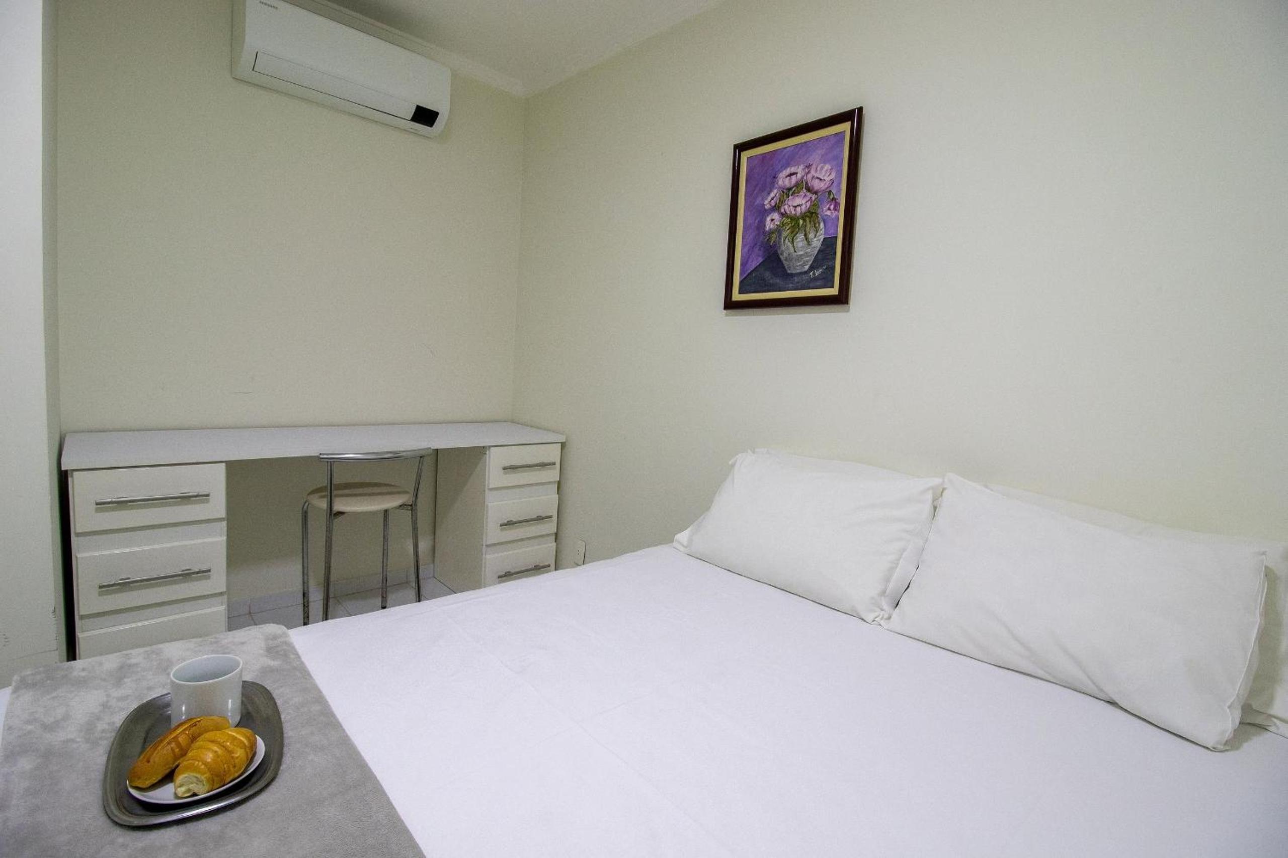 APU24 - Esq com Av Atlântica, 4 Dorm, Climatizado