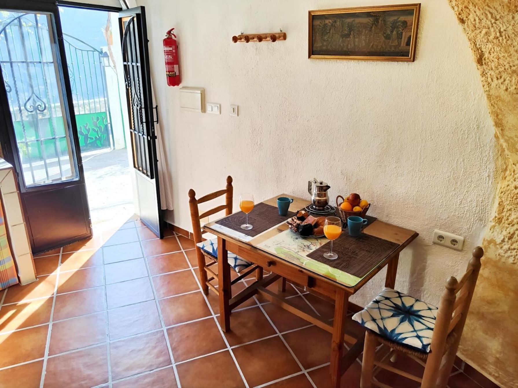 Cuevas El Abanico - VTAR vivienda turística de alojamiento rural
