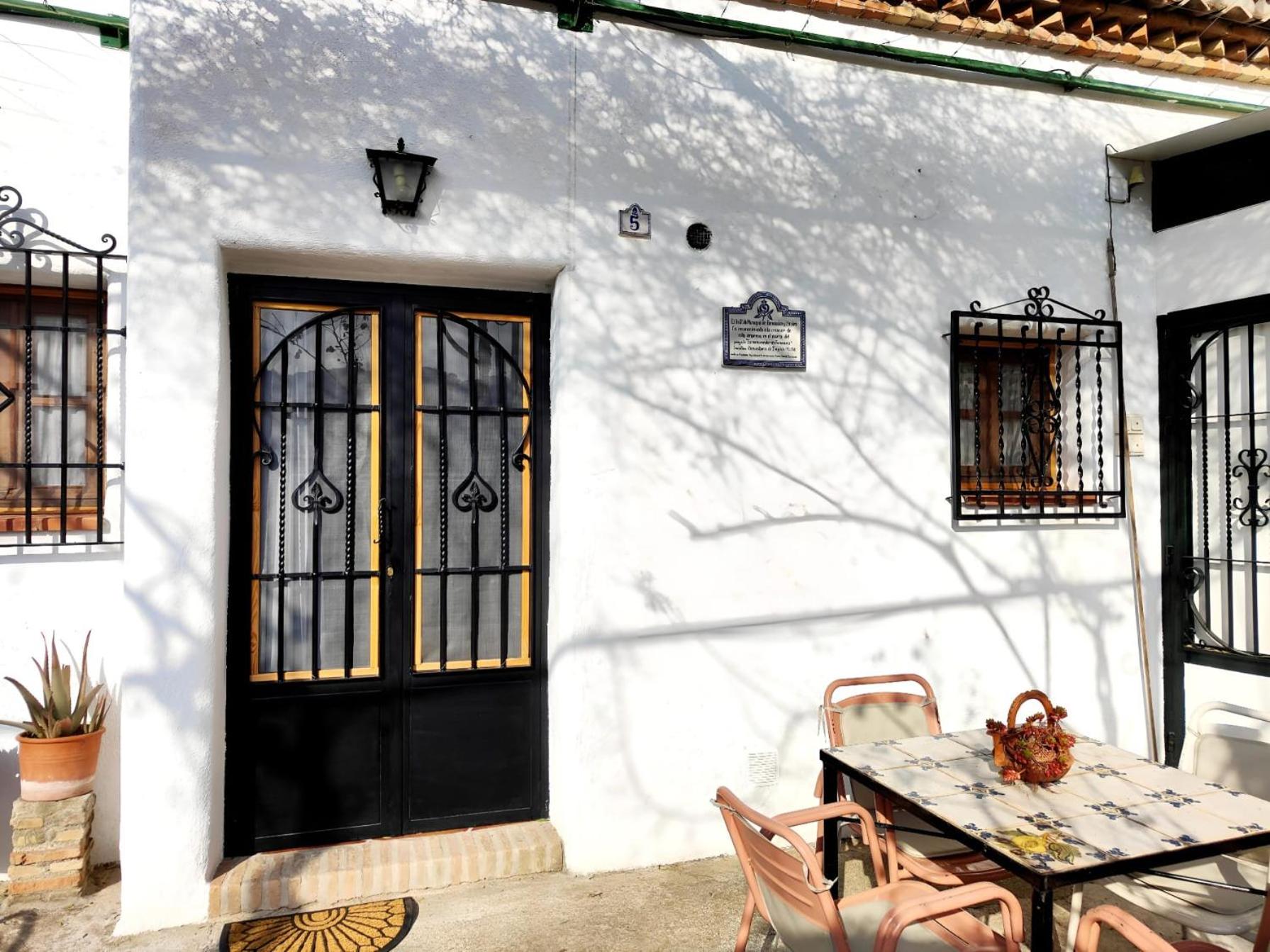 Cuevas El Abanico - VTAR vivienda turística de alojamiento rural