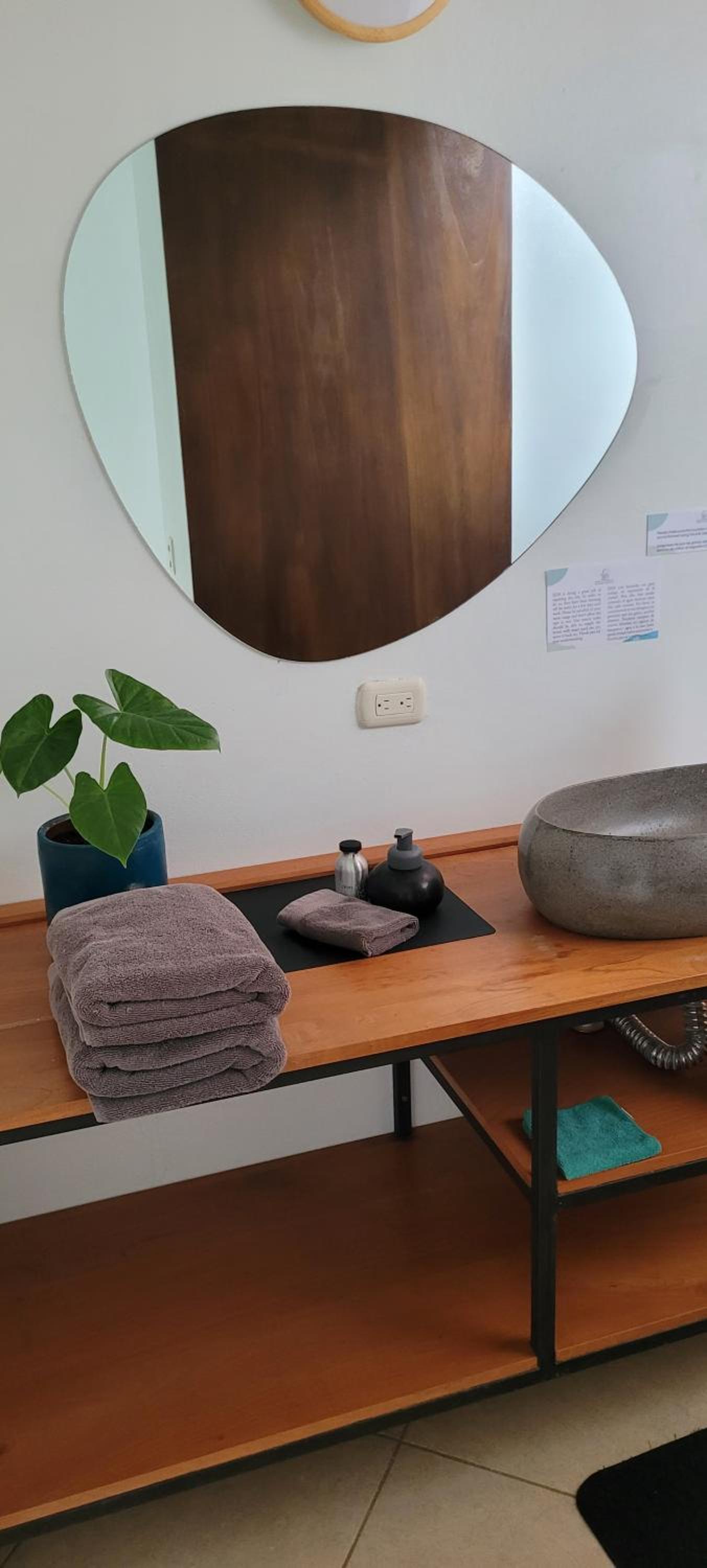 The Stone Elephant - A place to relax in town with Hot Water and a Pool, photo 22