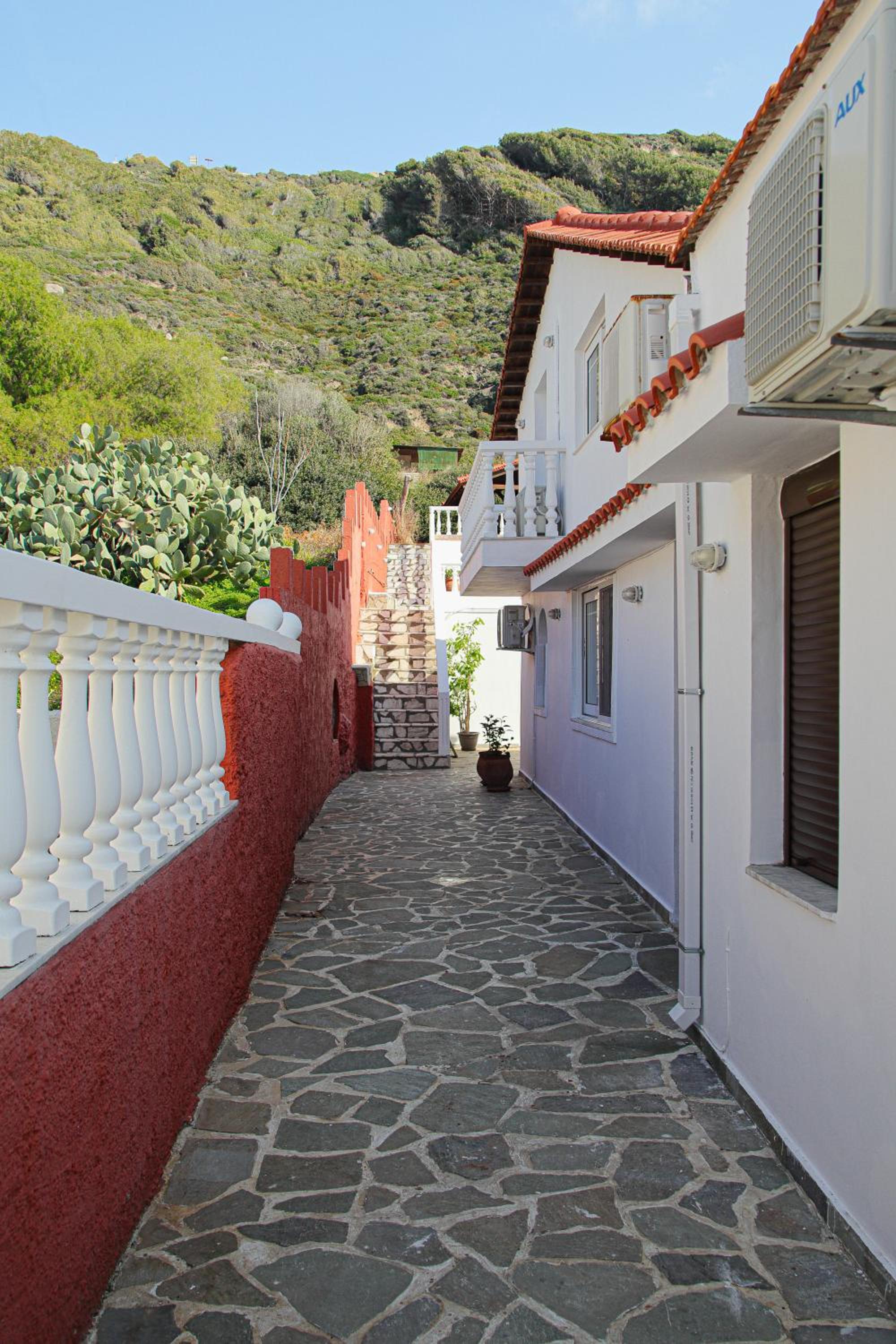 Photo 27