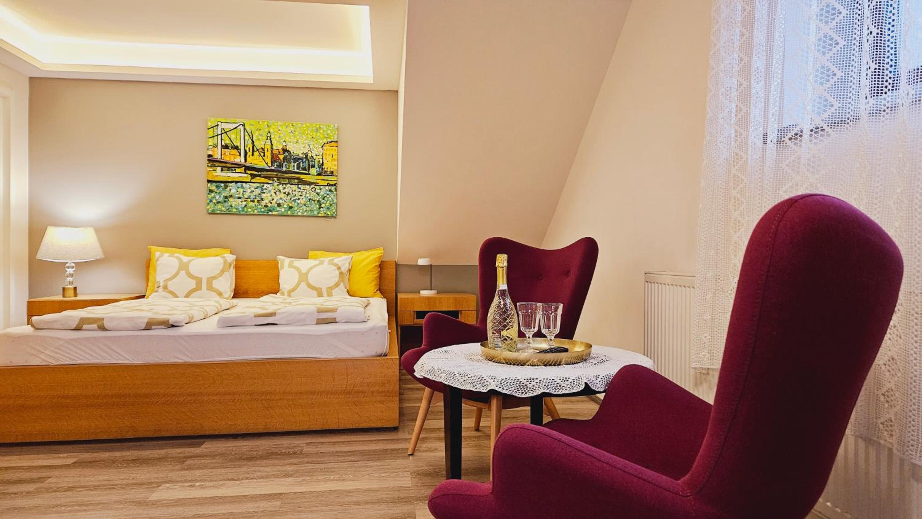 BudaSmile Appartment at Buda Castle - Aircon & FREE parking view 3