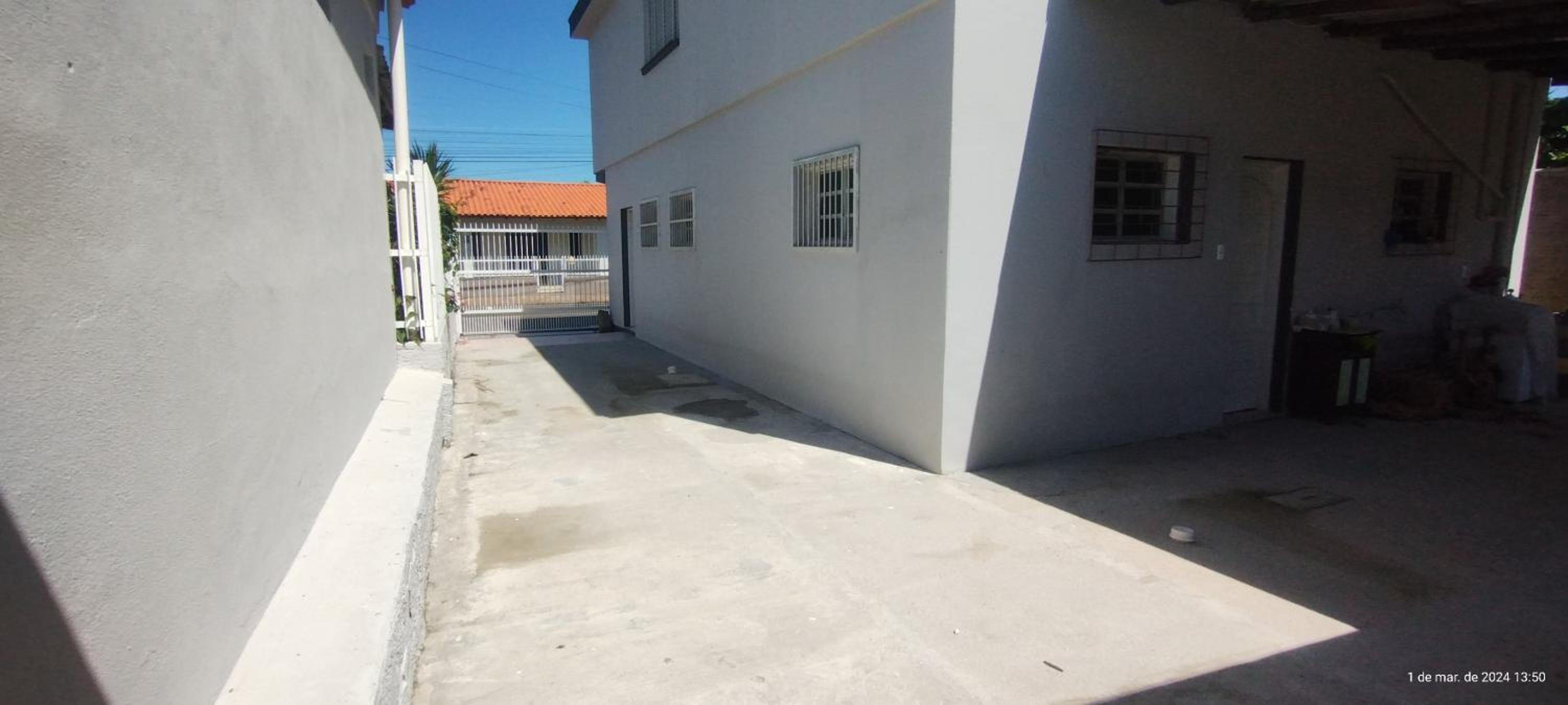 Apartamento Térreo Balneário Rincão com pátio, garagem e churrasqueira