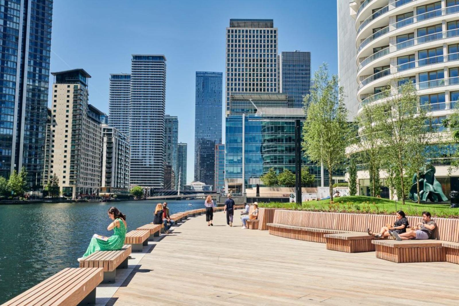 LARGE PENTHOUSE CANARY WHARF BY THE RIVER SLEEPS 6