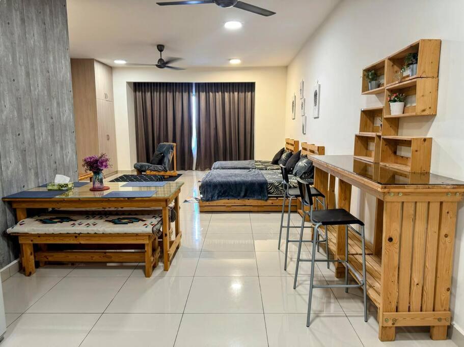 Studio for 4 Subang jaya/Da men photo 3