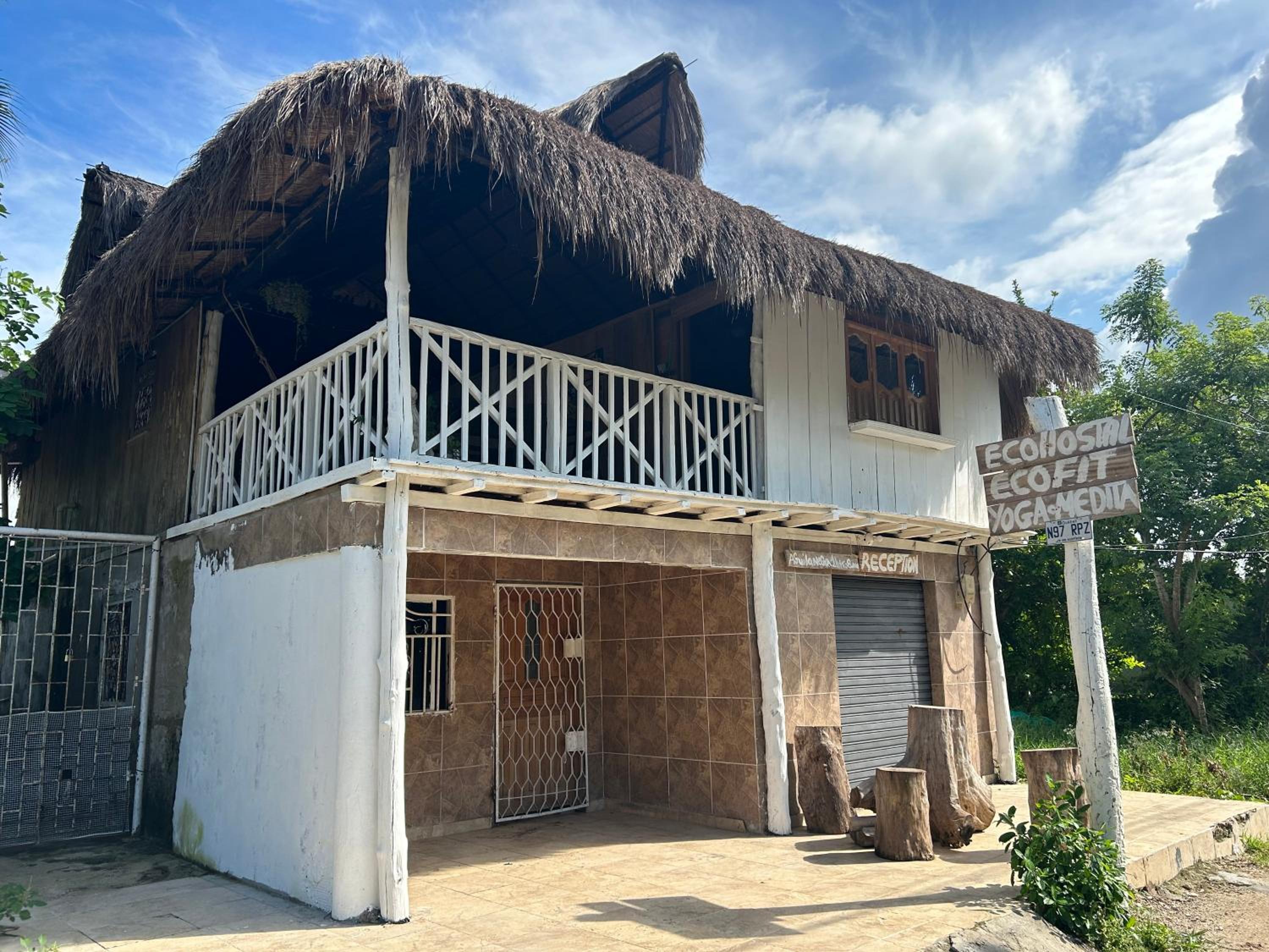 EcoHostal Tierra Bomba Retreat playa