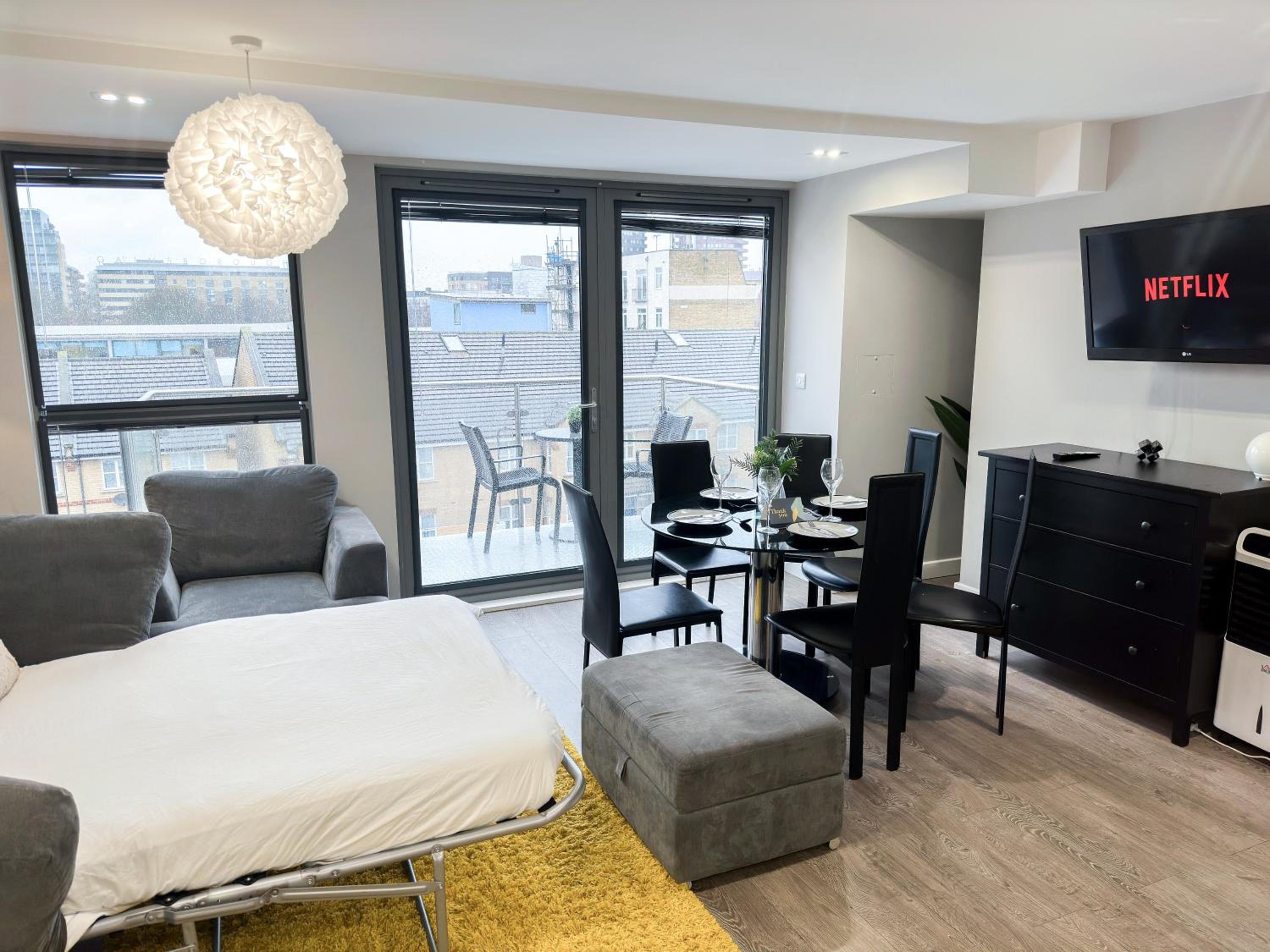 Contemporary Apartments with Private Balconies in Hoxton near Shoreditch, Old Street, Islington by NourNest Apartments