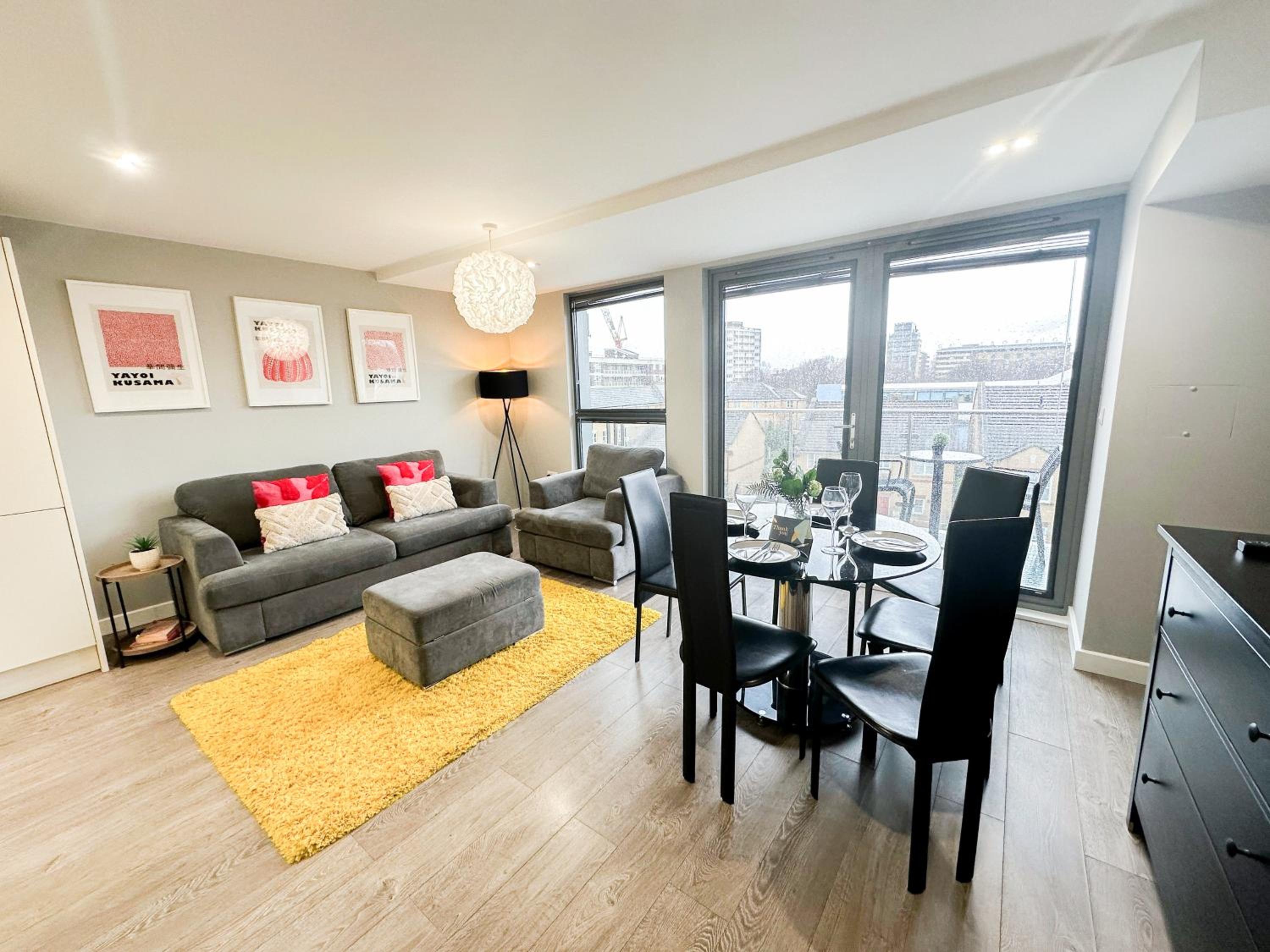 Contemporary Apartments with Private Balconies in Hoxton near Shoreditch, Old Street, Islington by NourNest Apartments