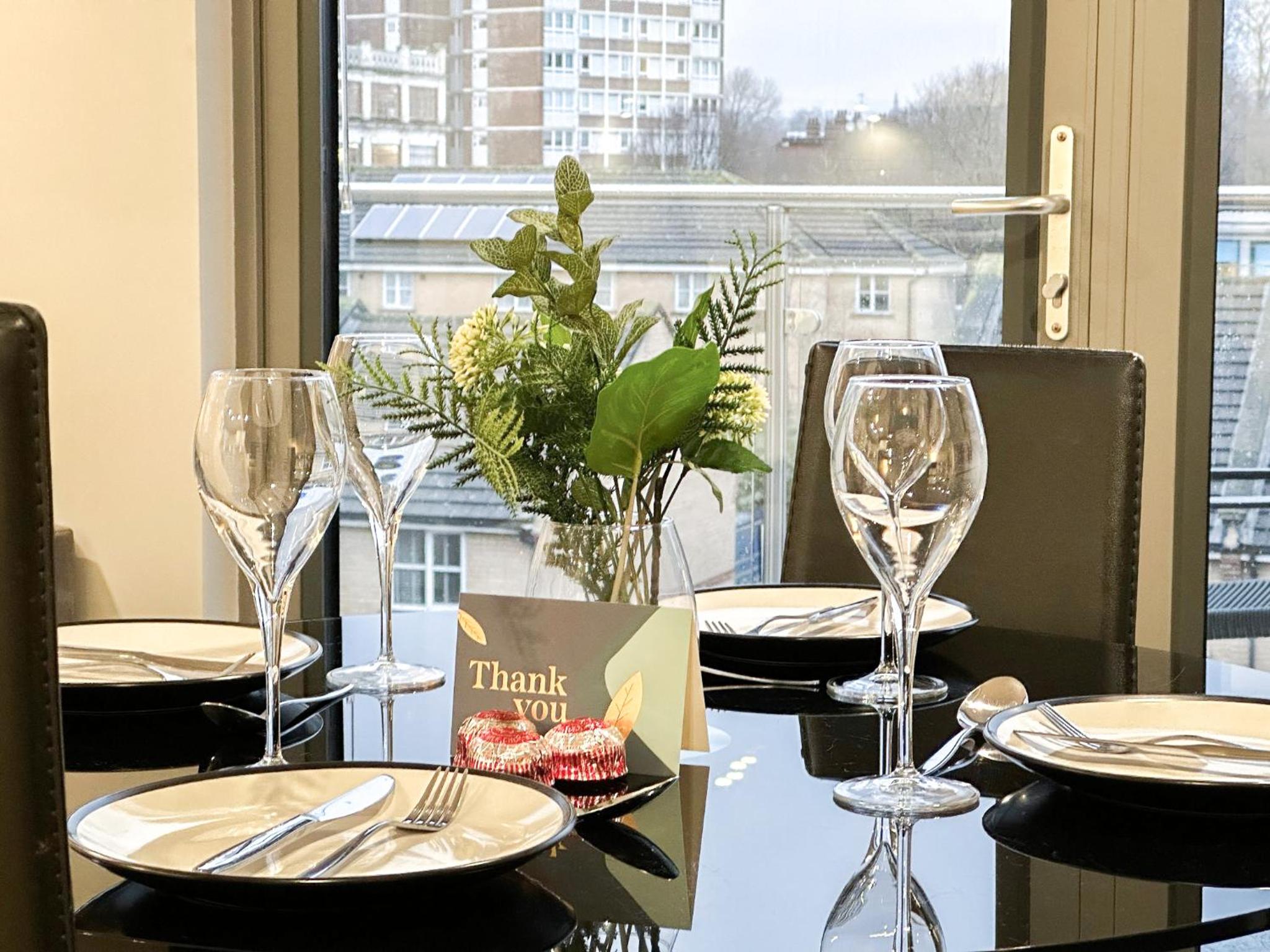 Contemporary Apartments with Private Balconies in Hoxton near Shoreditch, Old Street, Islington by NourNest Apartments