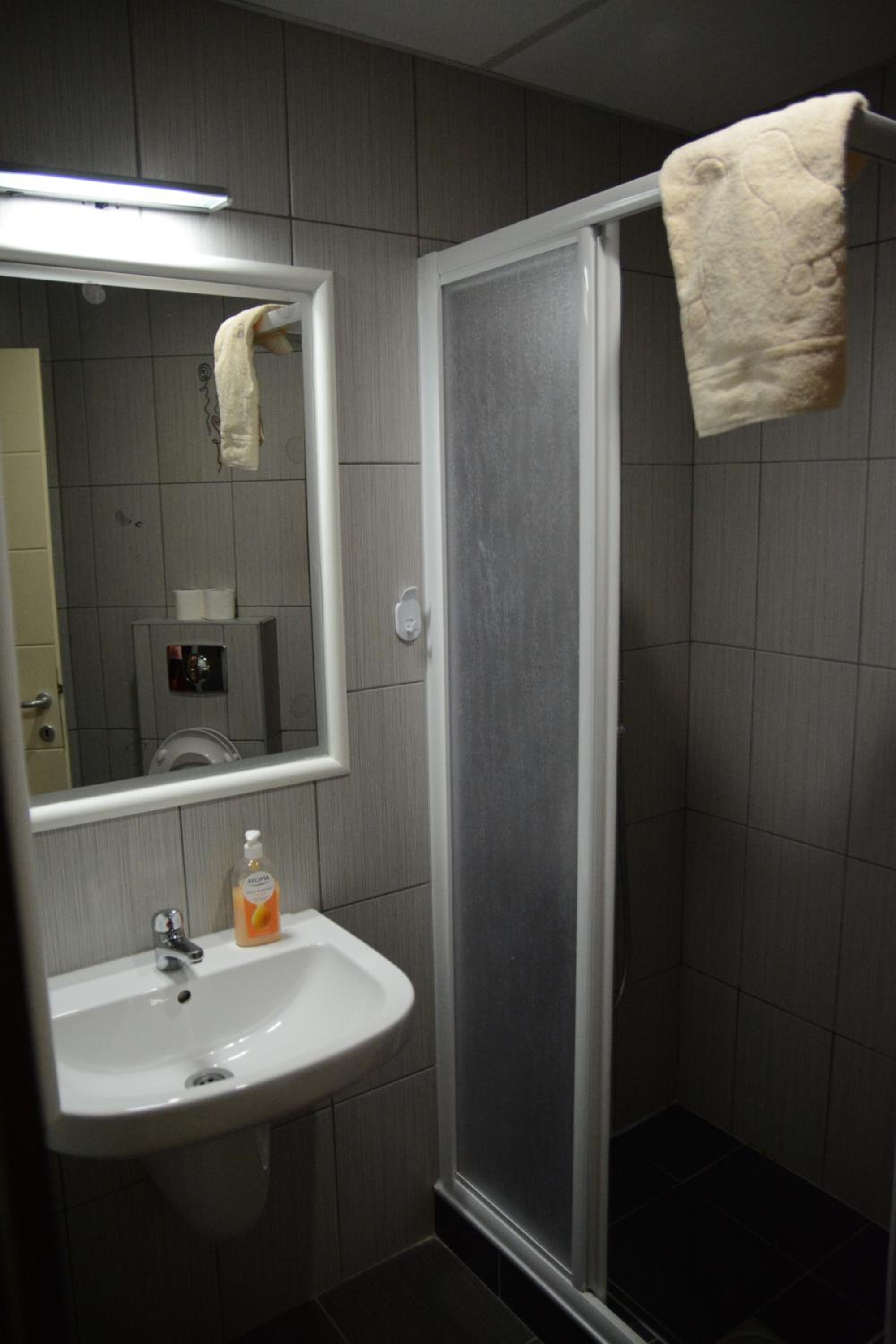 Photo 23