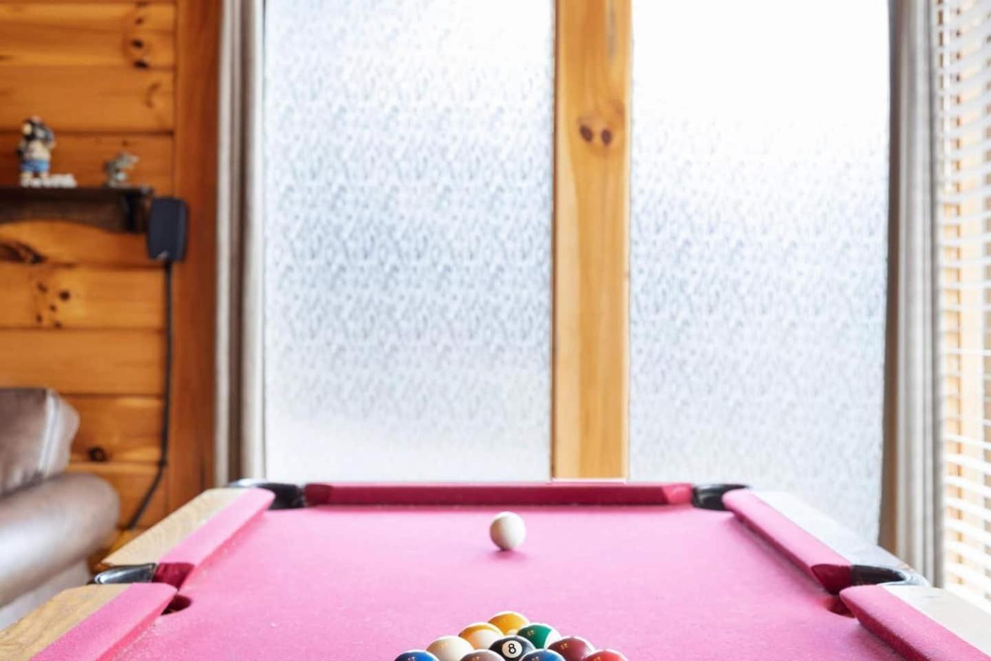 Smoky Cabin Near Dollywood Hot Tub & Pool Table view 5