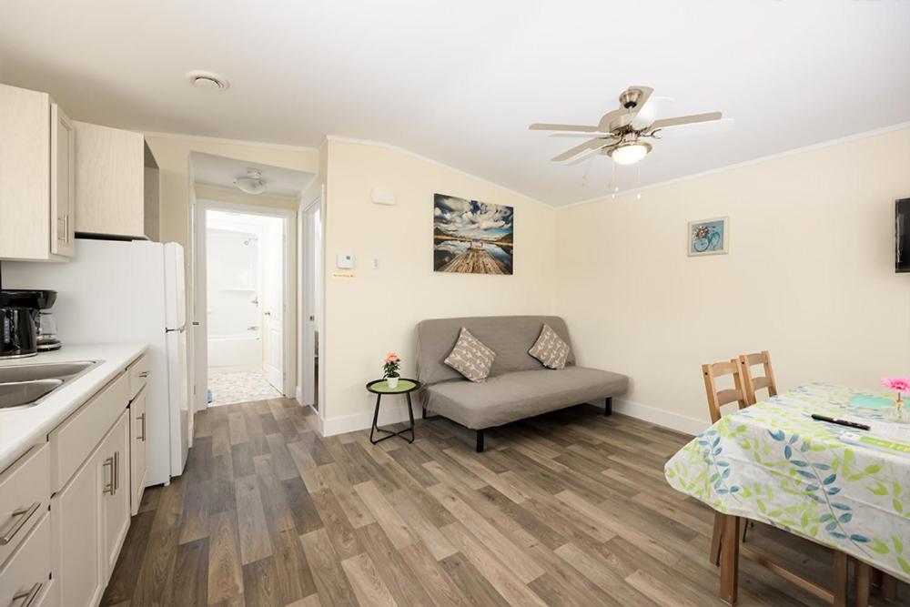 Fiddler's Green Country Cottages