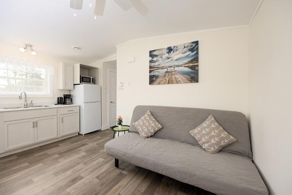 Fiddler's Green Country Cottages