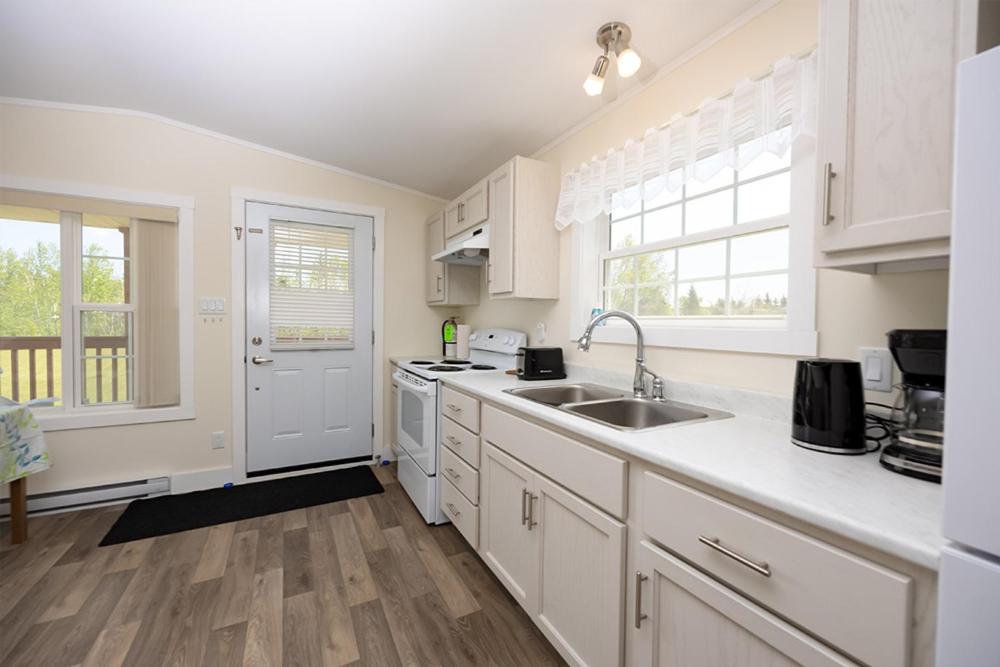 Fiddler's Green Country Cottages