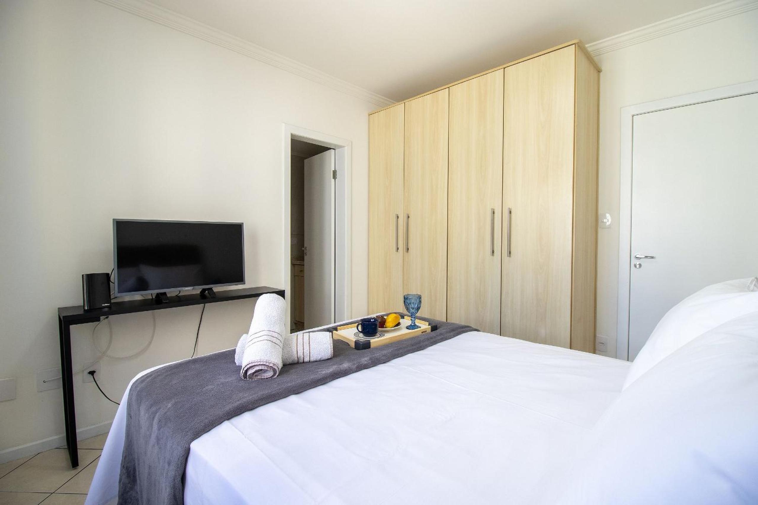 MOL14 - Vista para ilha, 3 Dorm, Climatizado