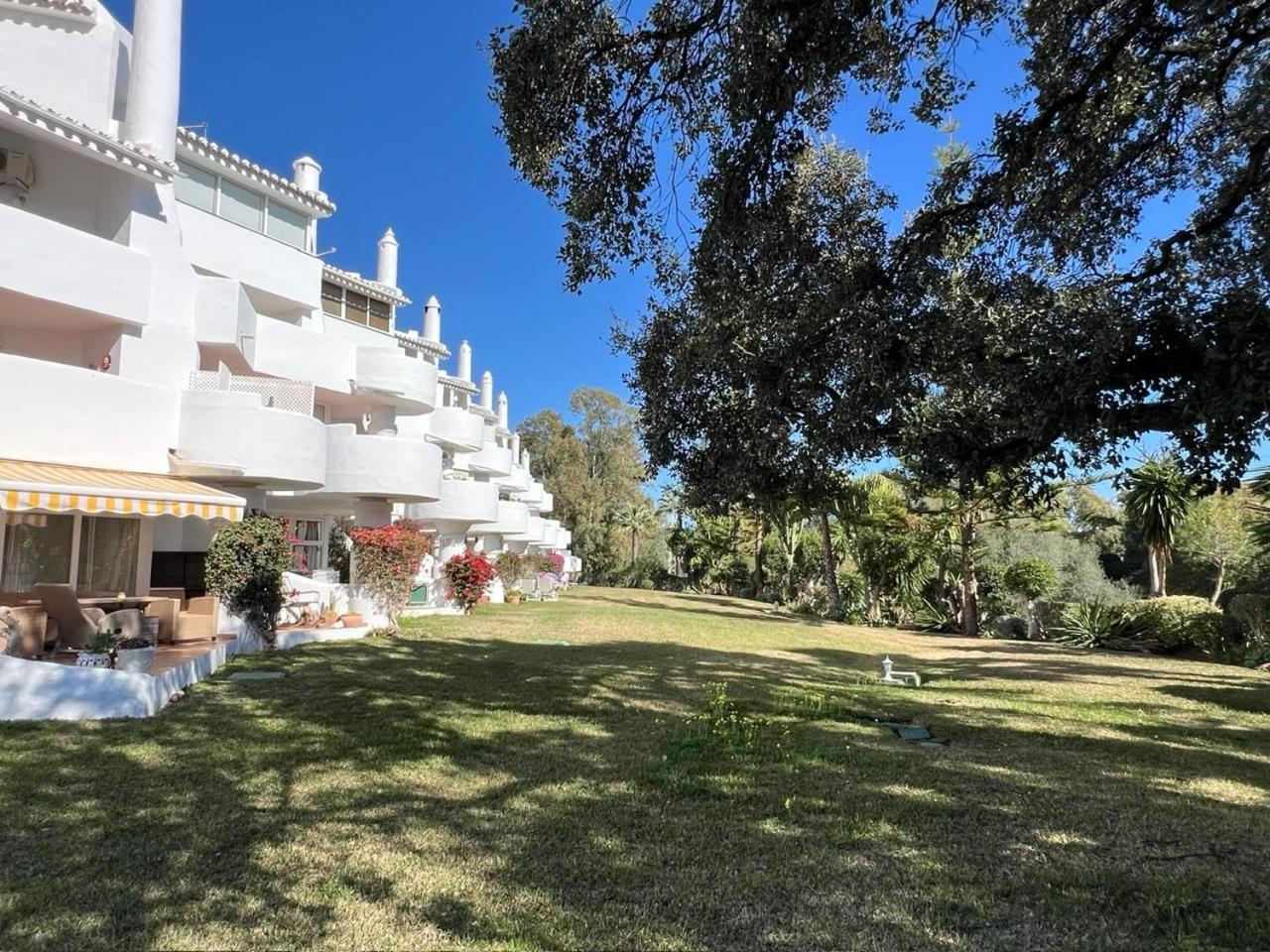 Apartment Jardines II Calahonda by Rafa