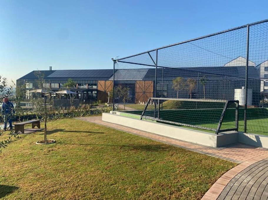 Insaka Greenpark 2Bed Aptment-Boksburg view 3