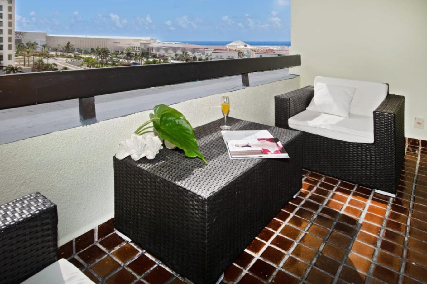 Zona Hotelera, acceso a la playa