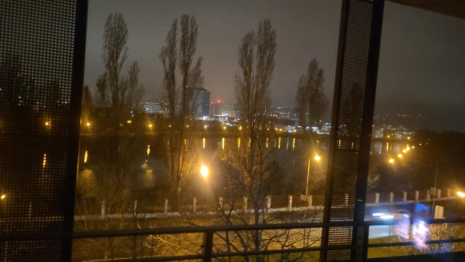 Koloseo 2 Bedrooms Apartment - Free garage parking, Lake View, 3rd floor view 3