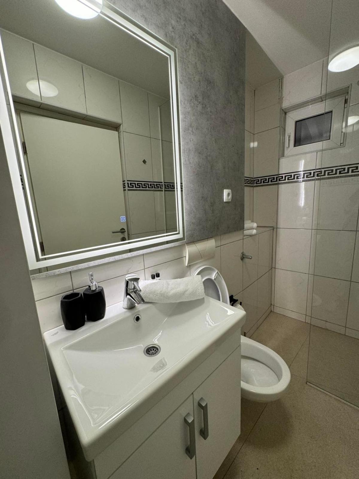 Estrada Apartment