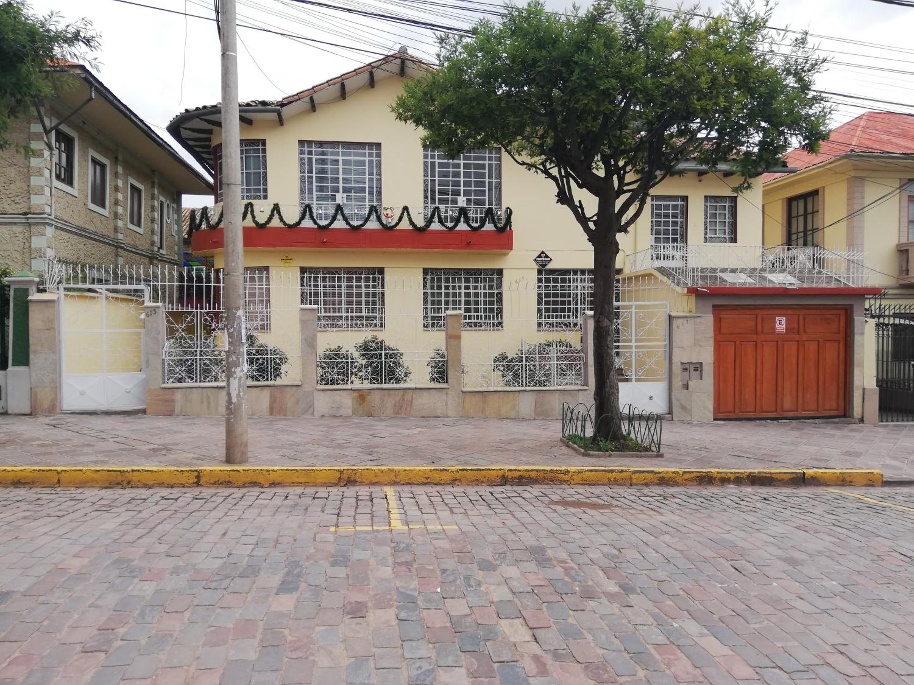 yuraqtampu- Pardo