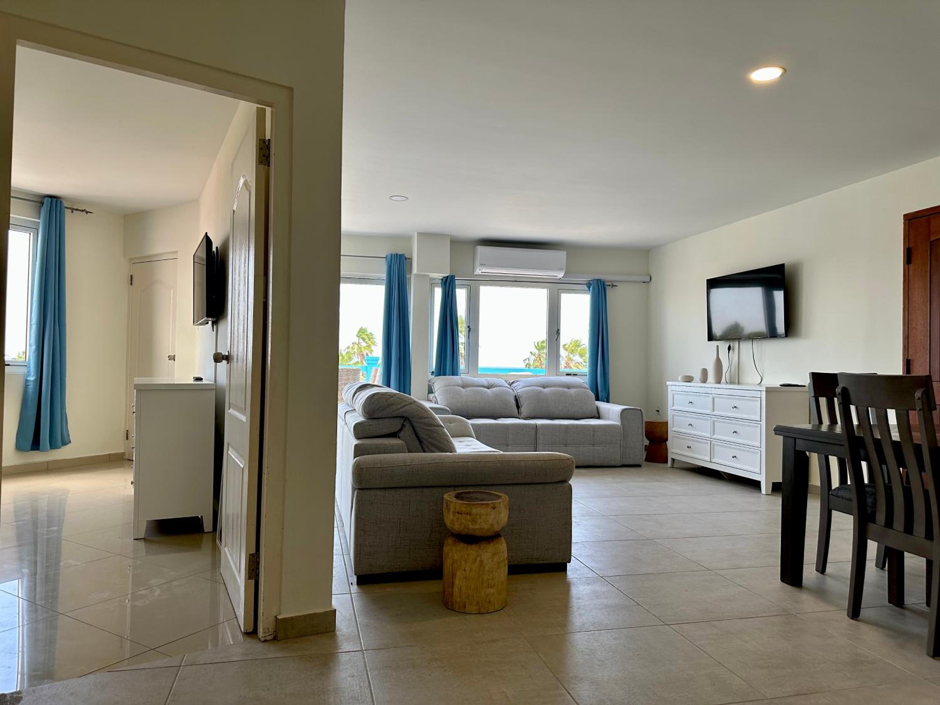 MERAKII SEAVIEW ESCAPE CURACAO