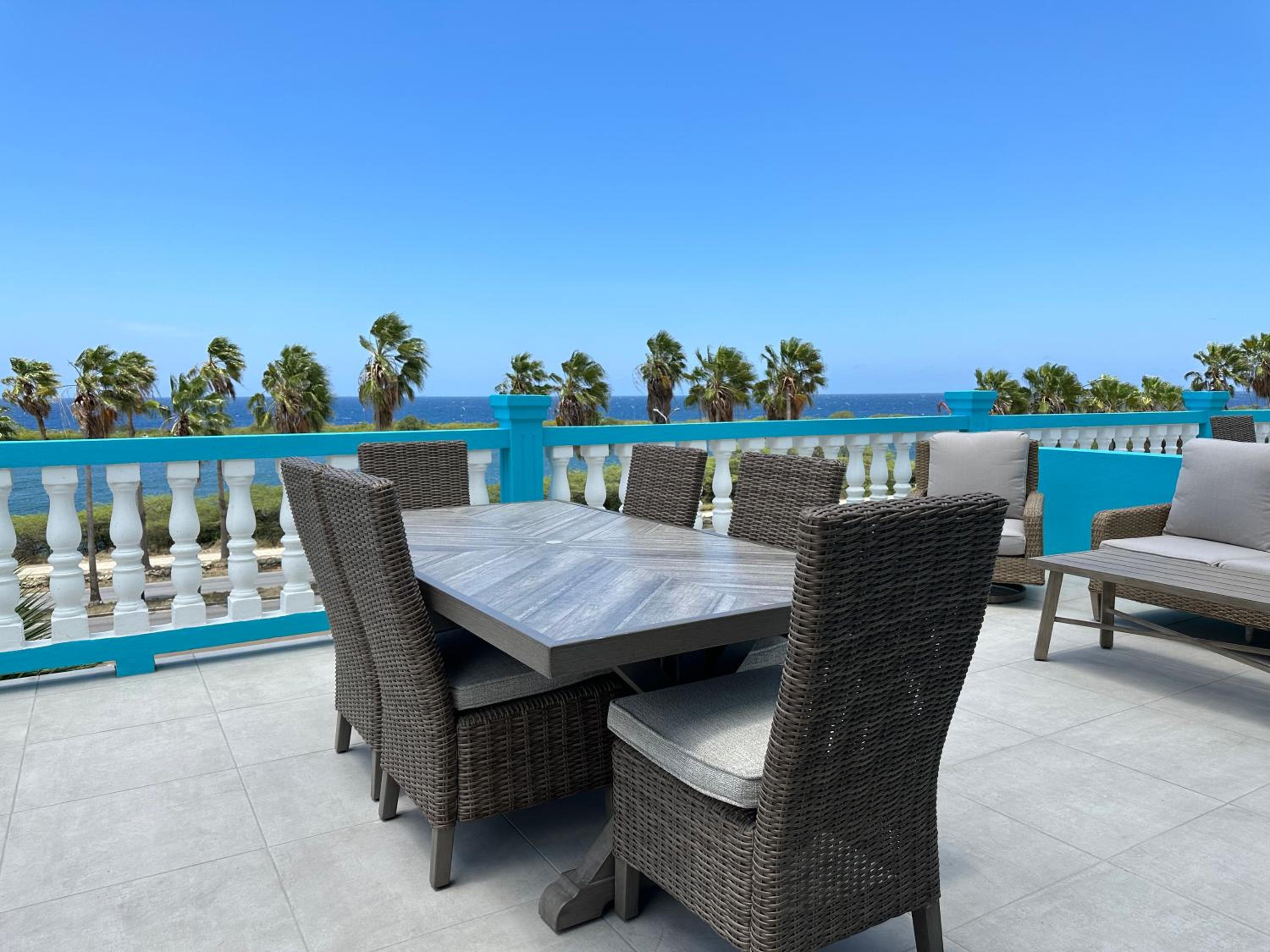 MERAKII SEAVIEW ESCAPE CURACAO