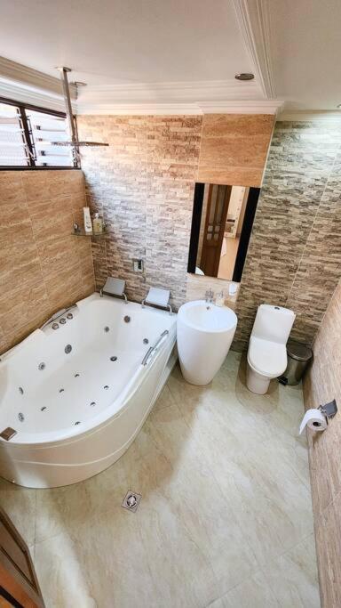 Apartment in laureles with jacuzzi and own gym