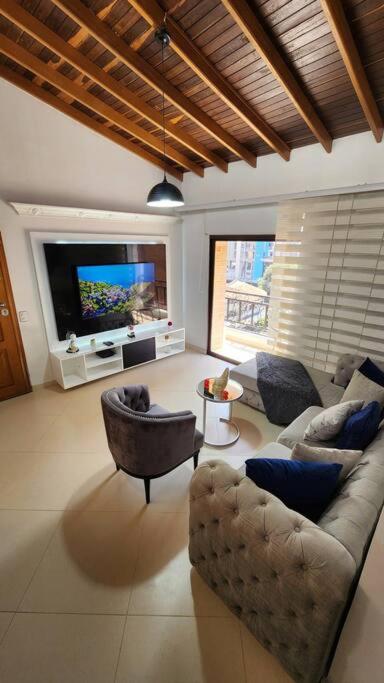 Apartment in laureles with jacuzzi and own gym