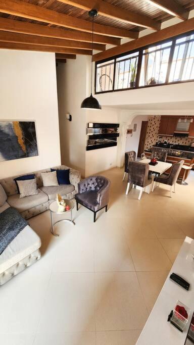 Apartment in laureles with jacuzzi and own gym