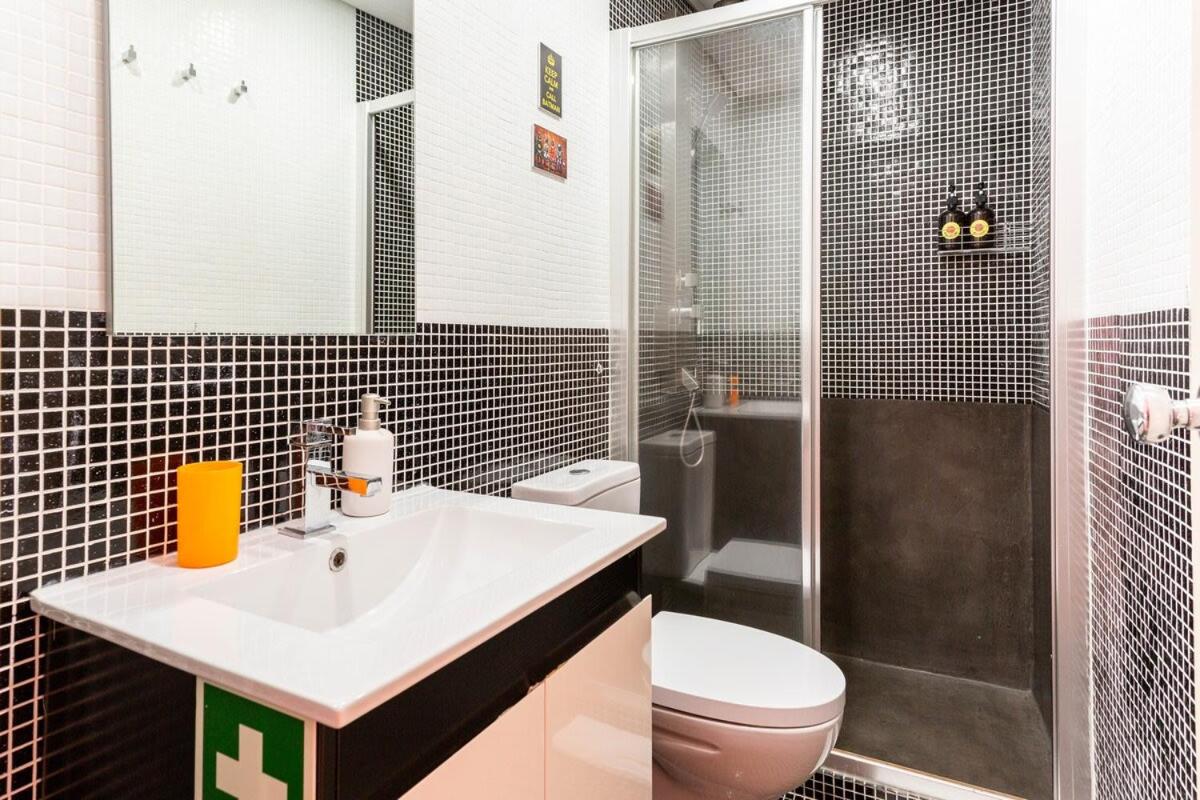 SuperCentralWalkAnywhere AC&Lift by LD Apartments