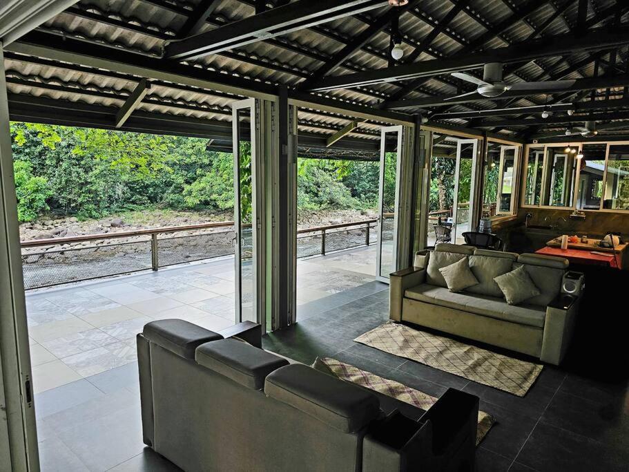 Rugading Riverside Villa near Kota Kinabalu. photo 4