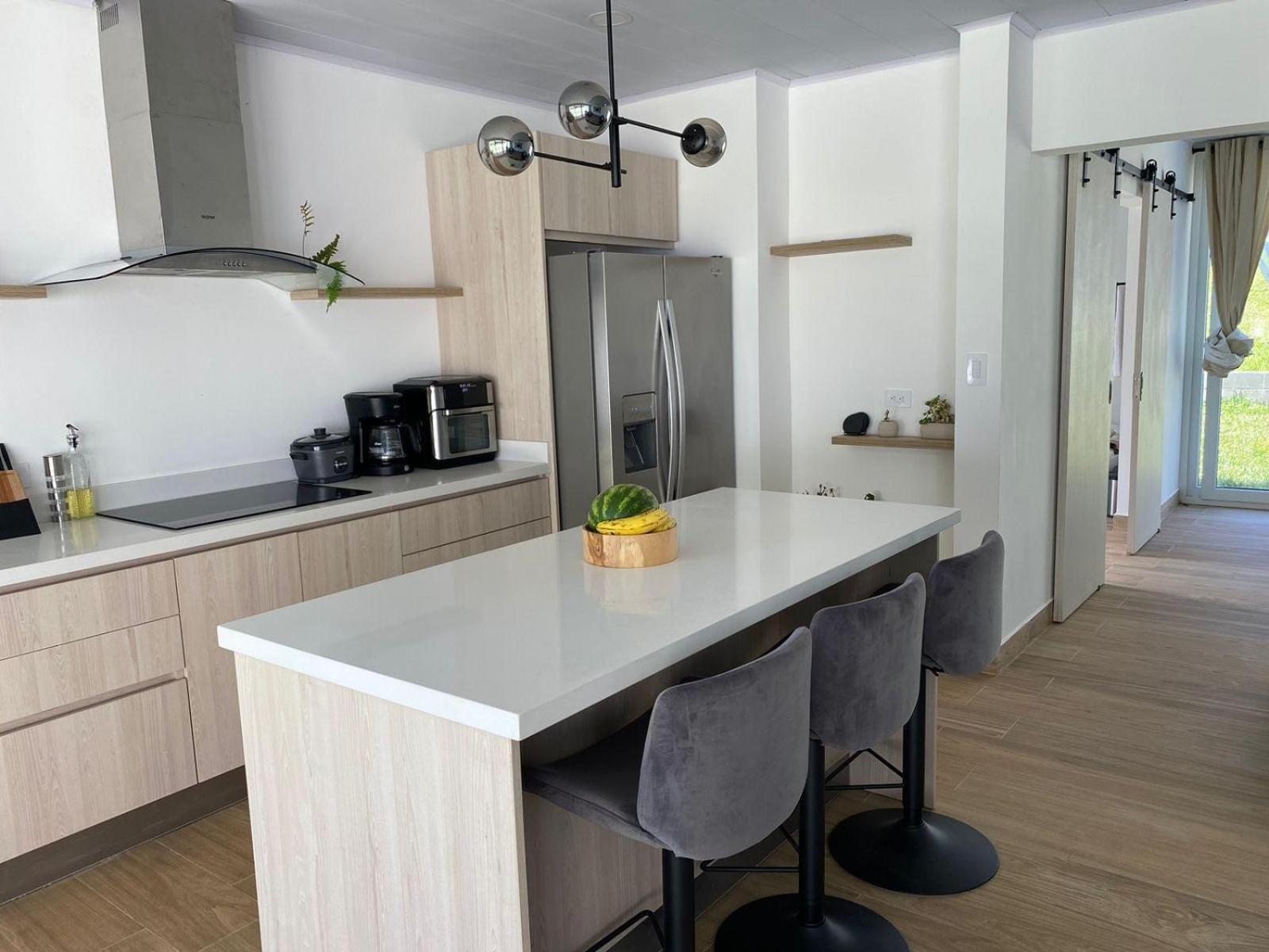 Apto Cristal Nivel #1, Modern Monteverde home in harmony with nature!