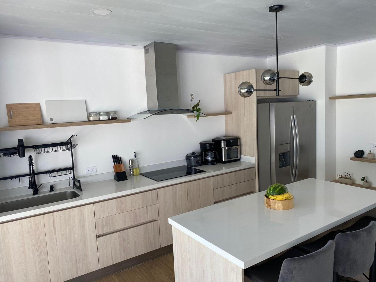 Apto Cristal Nivel #1, Modern Monteverde home in harmony with nature!